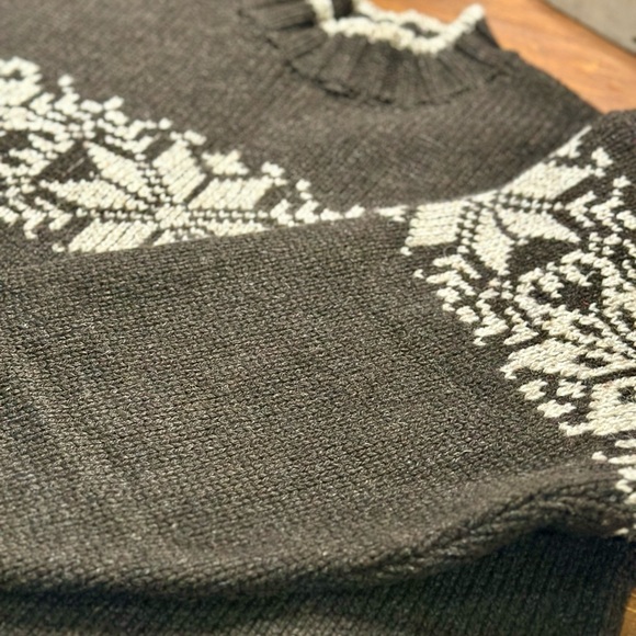 G H Bass and Co Mens Dark Brown Wool Sweater Woodland Style Made In England - Picture 5 of 10